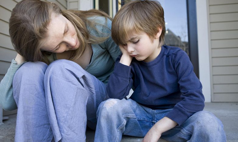 Что делать родителям, если ребенка обижают другие дети?