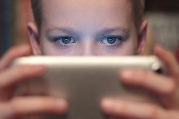 Как оградить детей от вредного интернет-контента?
