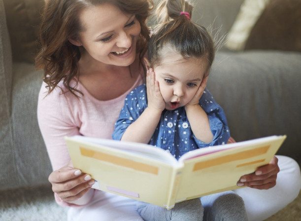 Дети, которым читают вслух, растут более умными