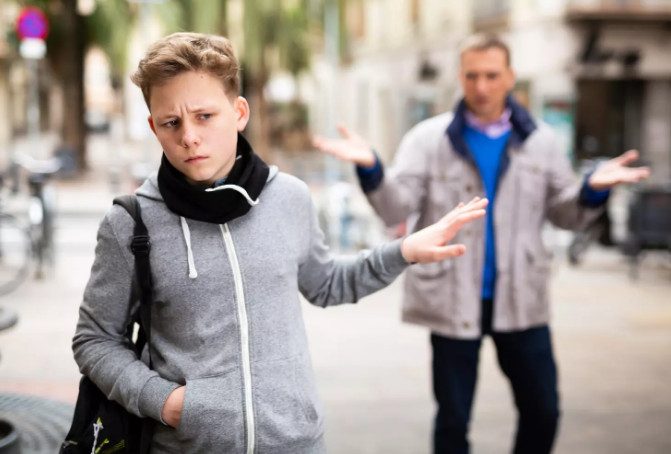 Как детям реагировать на грубость взрослых?