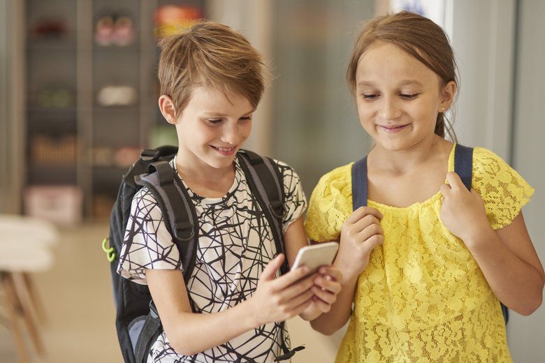 Могут ли школьники пользоваться смартфонами на уроках