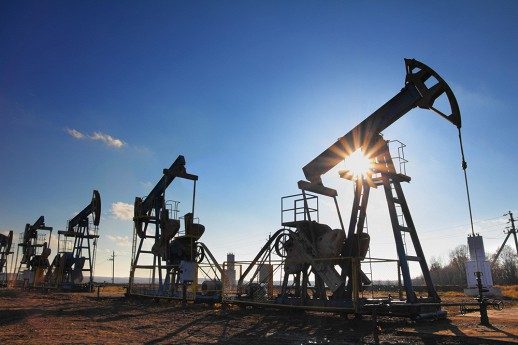 Цена нефти Brent превысила 52 доллара