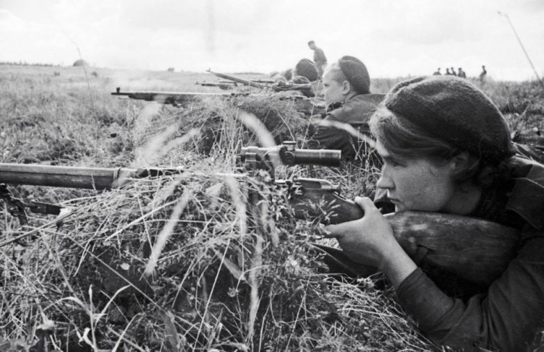 У войны женское лицо: советские женщины-снайперы