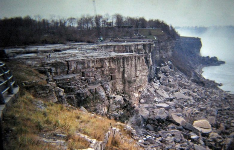 Как ремонтировали Ниагарский водопад