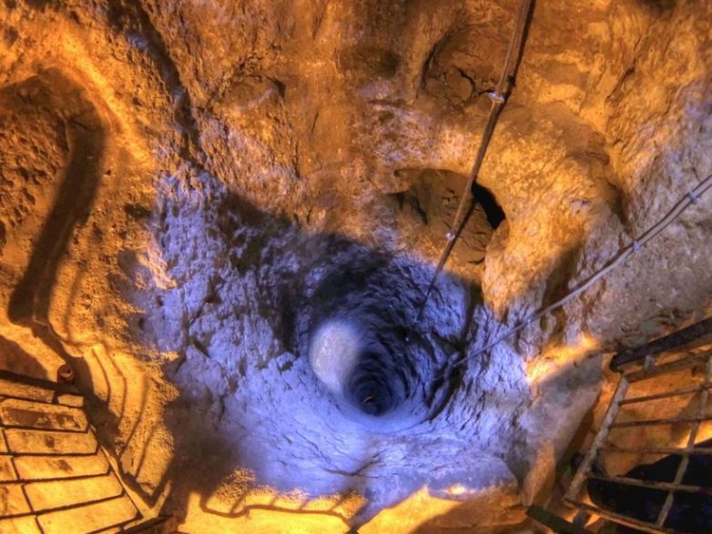 Тайны подземелья: древний подземный город Деринкую