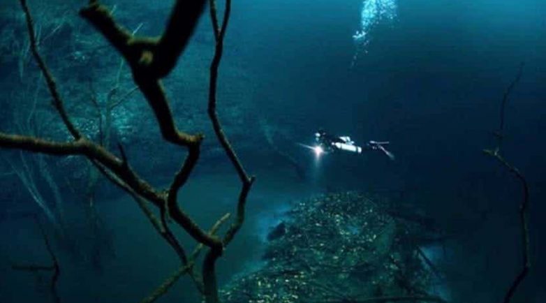 Корабль-призрак и другие шокирующие находки с морских глубин