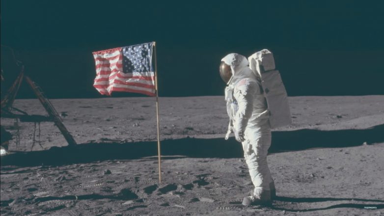 Похоже, всё-таки были: научное объяснение реющего флага на Луне