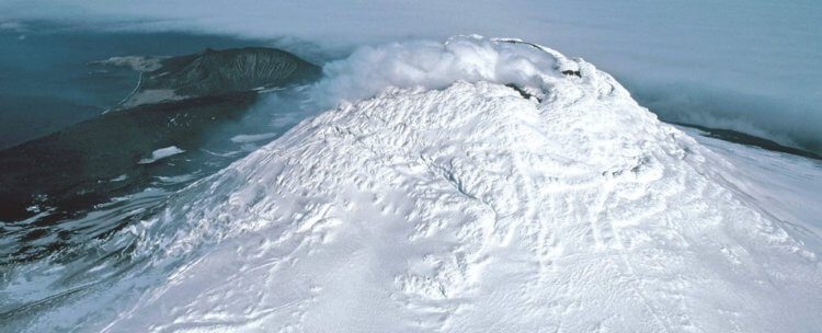 Рядом с Антарктидой найден редкий вид вулкана