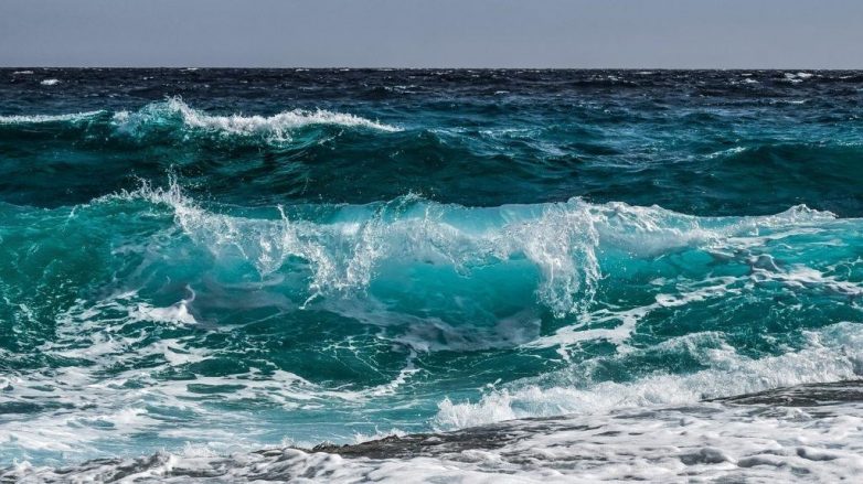 Вопрос на... засолку: почему вода в океане солёная?
