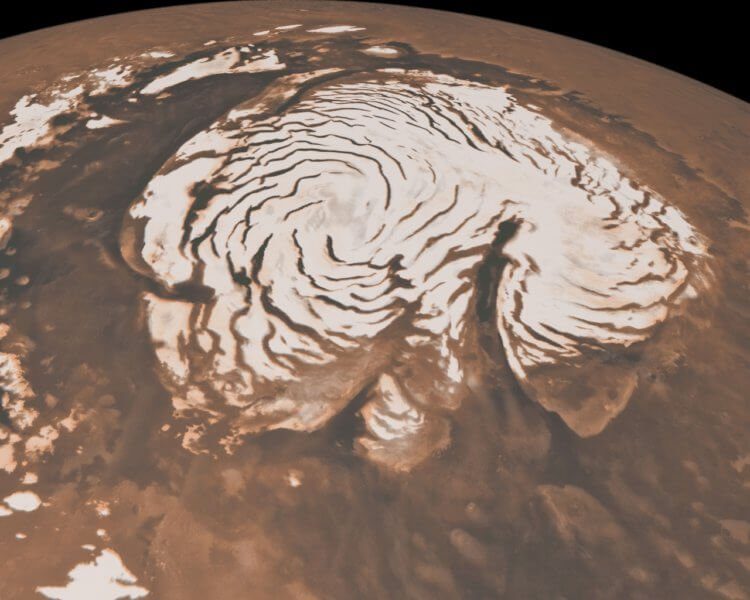 На Марсе под толщей льда может скрываться озеро воды