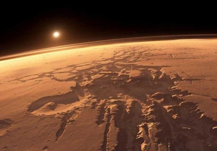 На Марсе под толщей льда может скрываться озеро воды