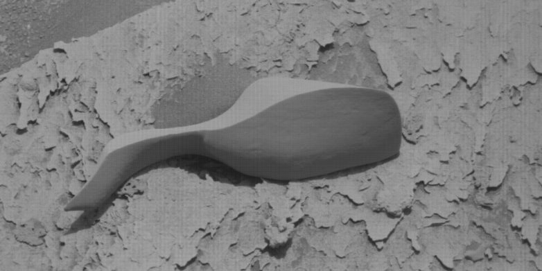 На Марсе обнаружен странный объект причудливой формы