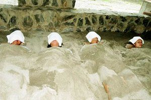 Псаммотерапия - лечение горячим песком