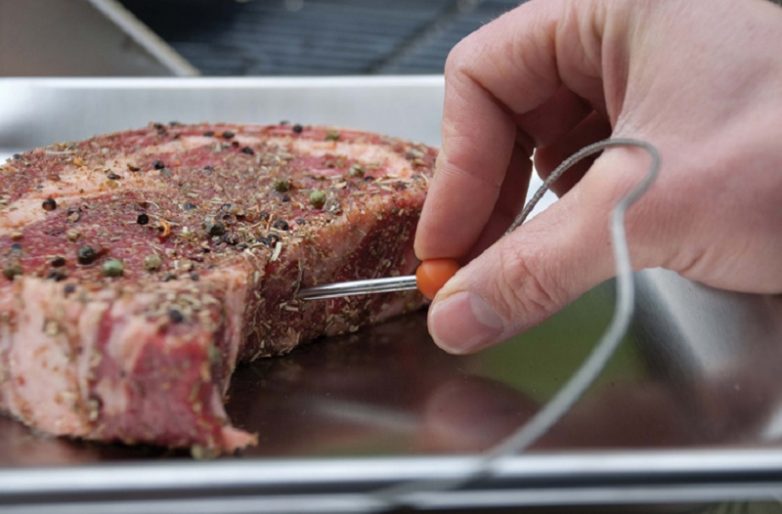 Почему мыть мясо перед готовкой смертельно опасно?!