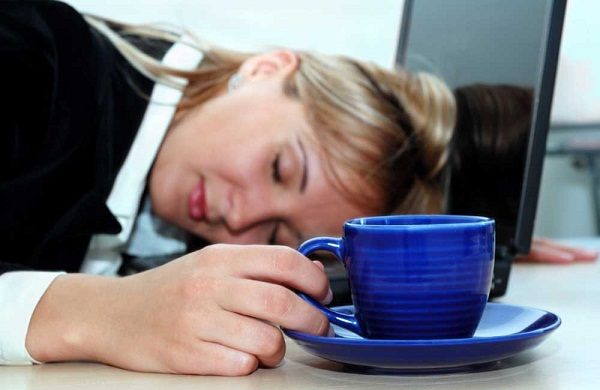14 вредных привычек, из-за которых вы постоянно чувствуете себя уставшими