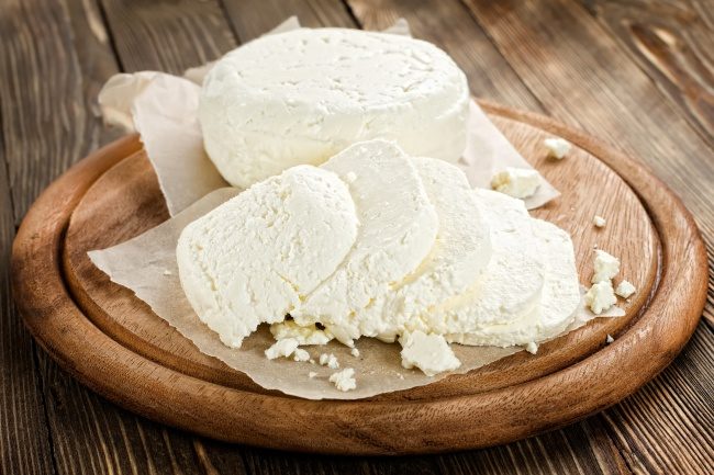 3 потрясающих рецепта вкусного и недорогого домашнего сыра: импортозамещение в действии!