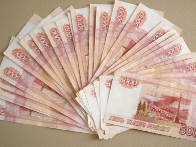 Как грамотно вложить 100 000 рублей