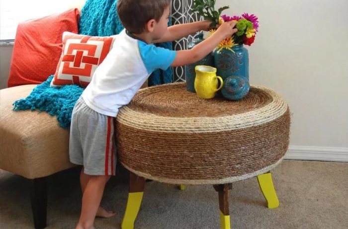 Садовая мебель из подручных предметов своими уками