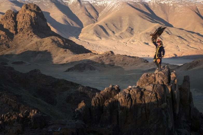 Сохраняя традиции: охота с беркутом в Монголии