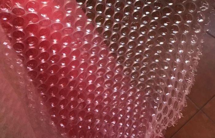 6 способов использования в быту пузырчатой плёнки