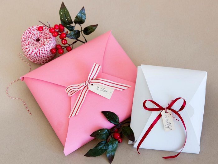 8 советов, которые помогут сэкономить на новогодних подарках