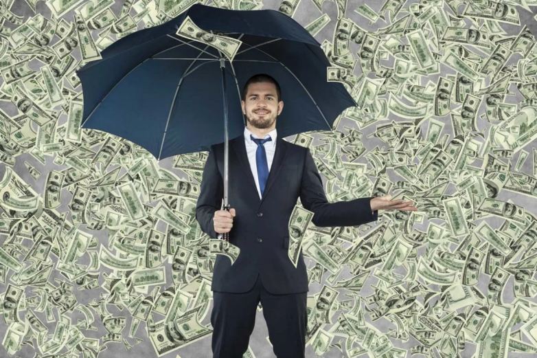 10 советов по экономии от людей, заработавших баснословные богатства