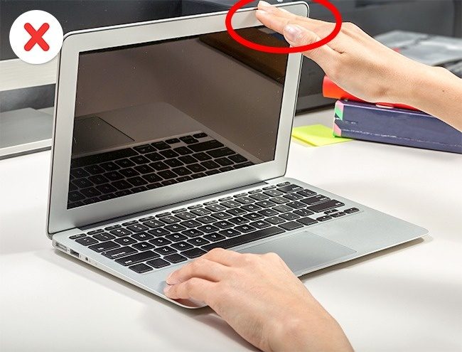10 вещей, которые медленно, но верно убивают ваш ноутбук