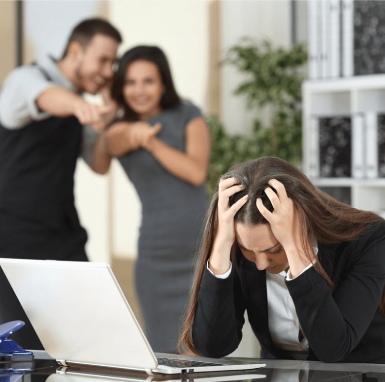 Как противостоять травле на работе?