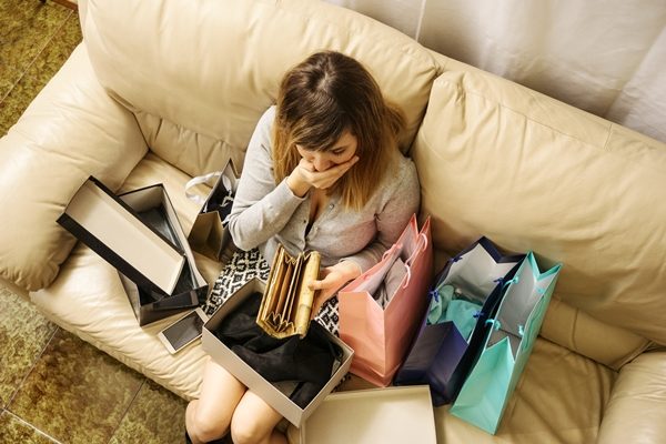 7 советов, как перестать покупать ненужные вещи, а потом жалеть о потраченных деньгах
