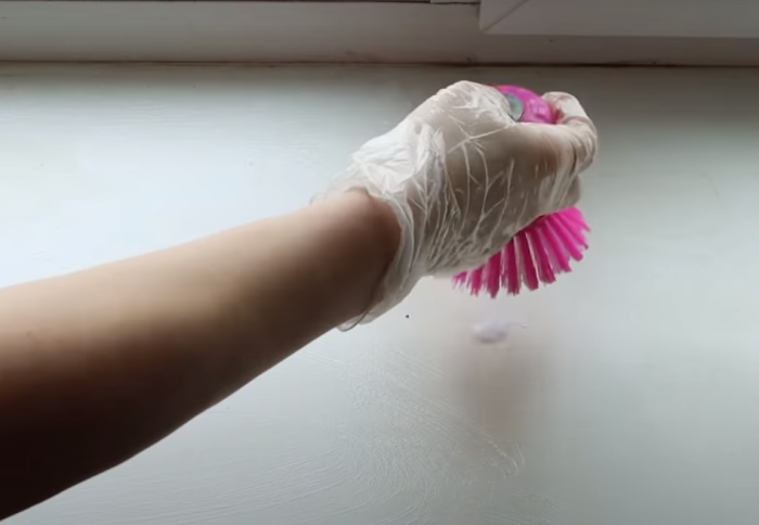 Как отмыть пластиковый подоконник: подробная инструкция