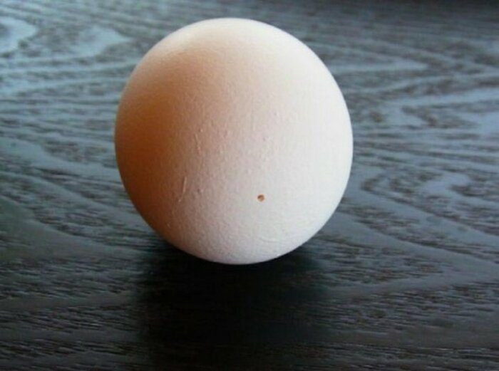 Простой секрет варки свежих яиц, чтобы они чистились как миленькие