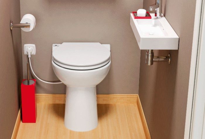 9 удобных мелочей для ванной и туалетной комнат, которые стоит приобрести и предусмотреть при ремонте
