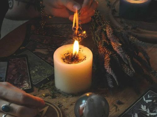 6 опасных ритуалов, которые ни за что нельзя проводить