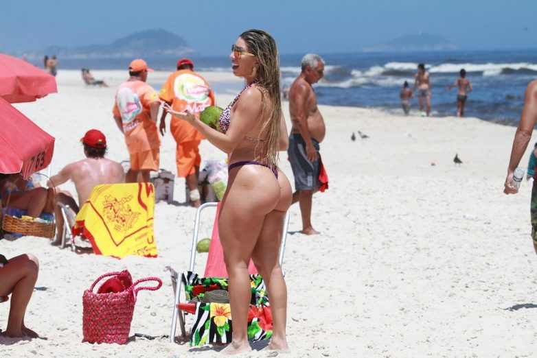 Горячие бразильские дамы