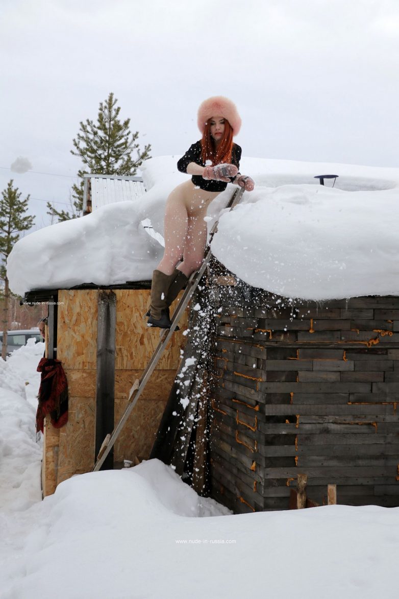 Горячая Татьяна на зимней даче