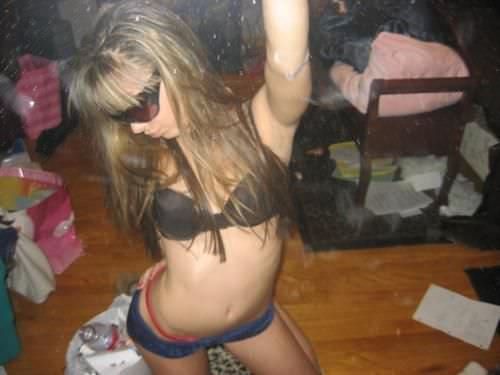 Пикантные фото девушек из социальных сетей в нижнем белье