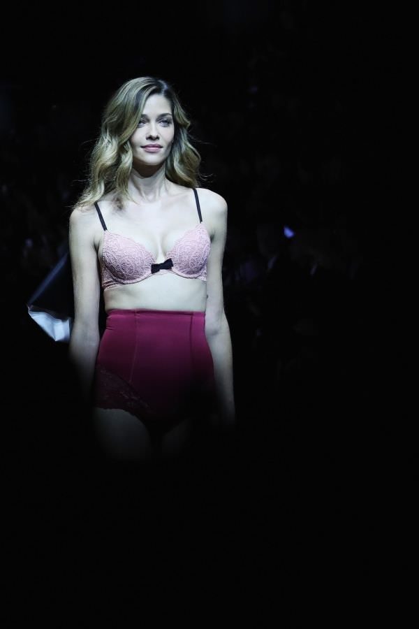 Красотки в нижнем белье