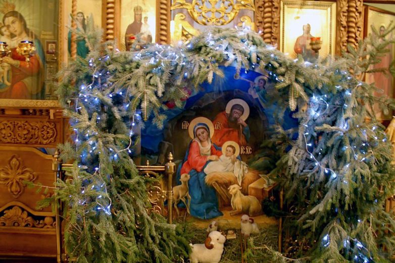 Сегодня православный мир празднует Рождество Христово!
