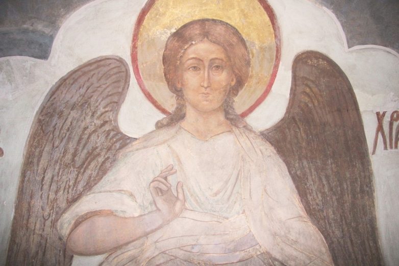 Об ангелах: кто они такие и как им молиться