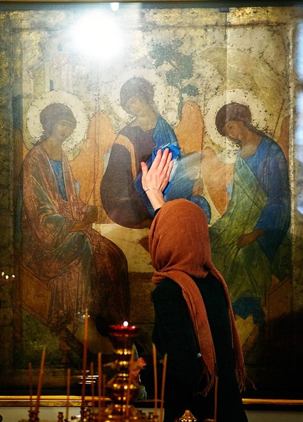 Рублёвская «Троица» возвращена Церкви