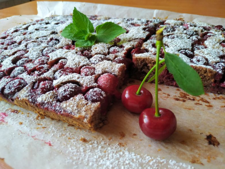 Рецепт вишнево-шоколадного десерта (из журнала «Работница»)