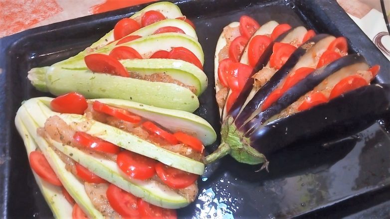 Запеченные овощи в духовке в виде веера