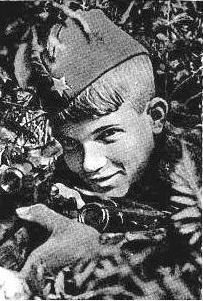 Герой Великой Отечественной войны: парнишка-снайпер Василий Курка.
