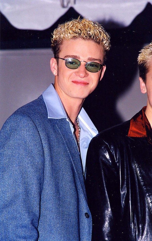 Фото знаменитостей из 90-х о которых нужно забыть