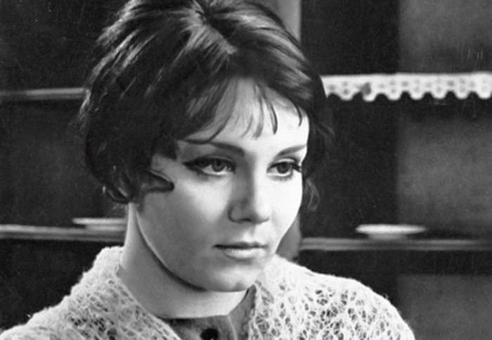 Почему одна из самых красивых советских актрис  Валентина Малявина получила тюремный срок