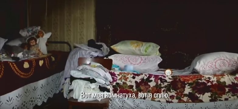 Сергей Шнуров купил бабушке, которая жила в конюшне, двухкомнатную квартиру