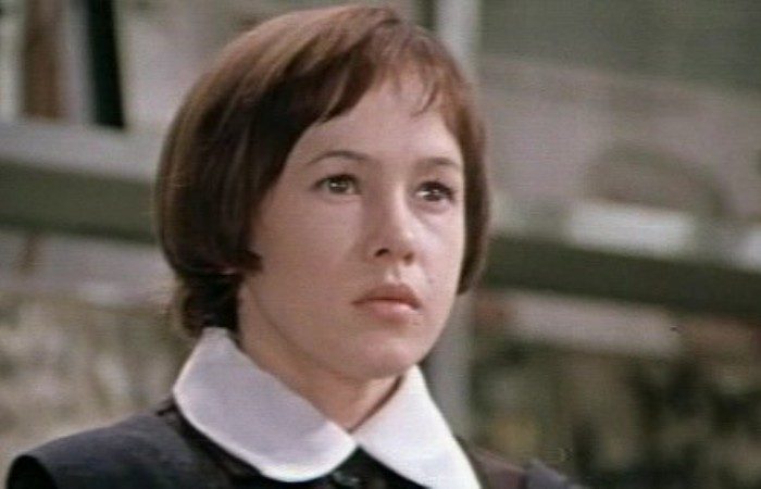 7 взрослых советских актрис, которые сыграли школьниц