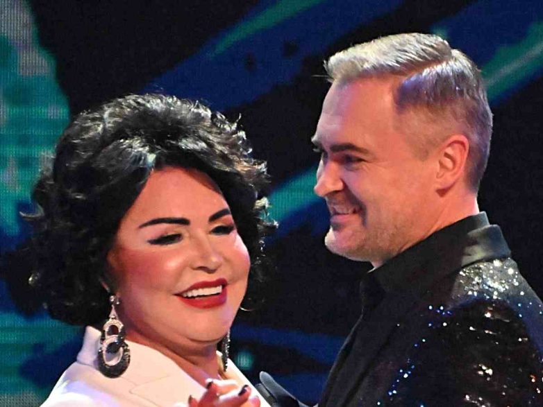 75-летняя Надежда Бабкина выглядит моложе 45-летнего Евгения Гора