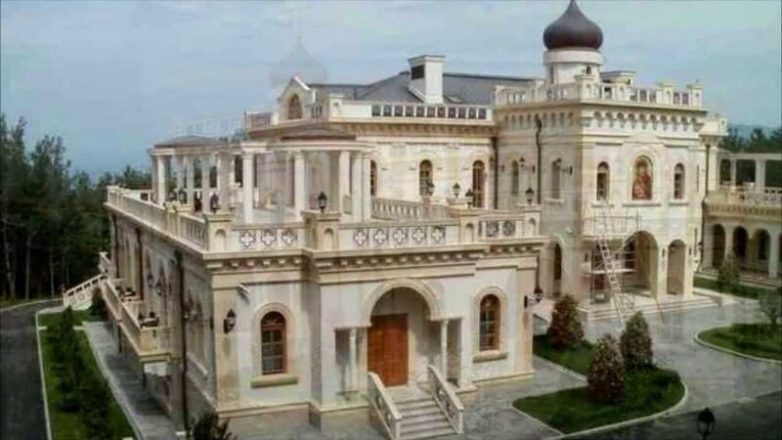 Коллекция резиденций, домов и квартир Патриарха Кирилла