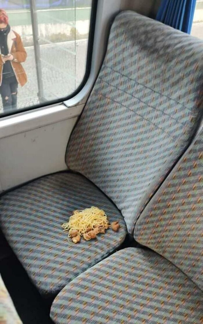 Как же меня раздражают такие пассажиры!